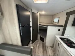 2022 K-Z ESCAPE E231BH