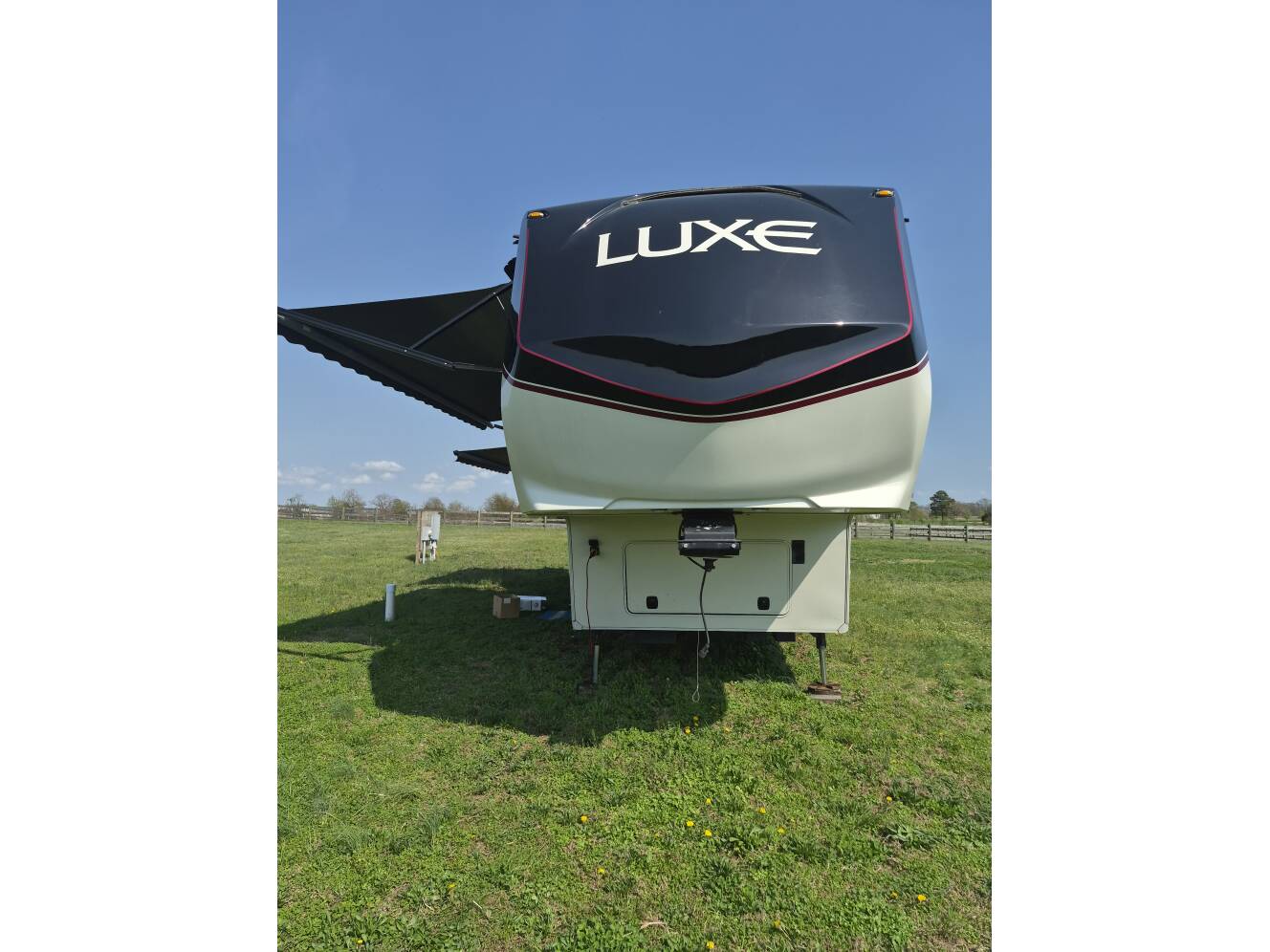 A photo of this 2020 Luxe ELITE 39FB