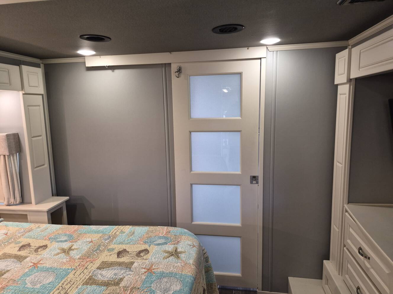 A photo of this 2020 Luxe ELITE 39FB