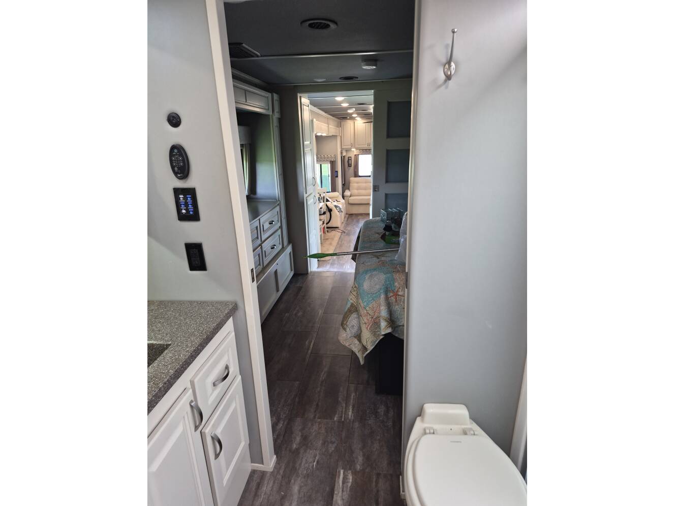 A photo of this 2020 Luxe ELITE 39FB