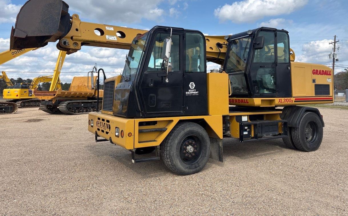 2016 GRADALL XL3100 LV in Livingston, LA