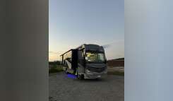 2022 Fleetwood DISCOVERY LXE 36HQ RV