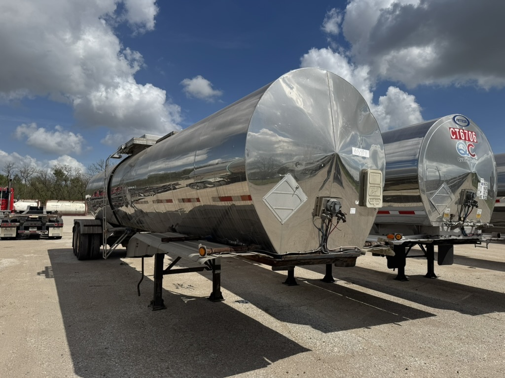 1977 BUTLER 6700 gallon MC307 316SS insulated chemical tanker in Florence, TX