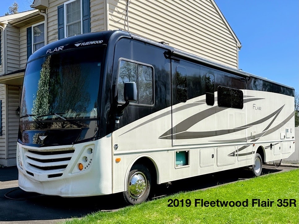 2019 Fleetwood Flair RV