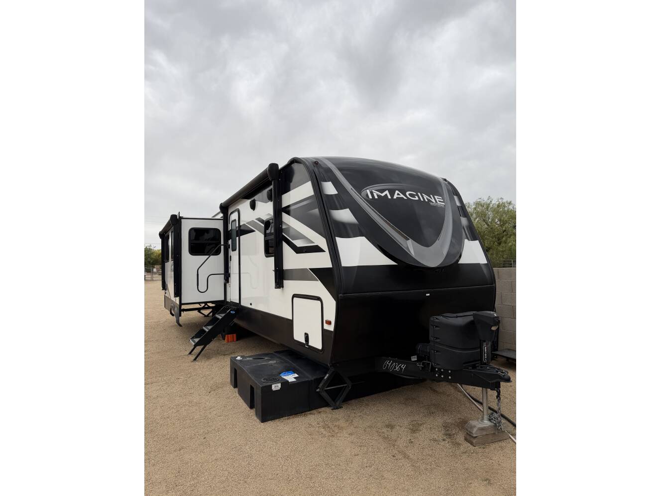 A photo of this 2022 Grand Design IMAGINE 2970RL