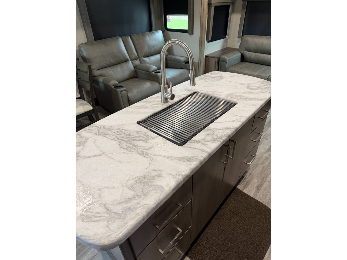 A photo of this 2022 Grand Design IMAGINE 2970RL