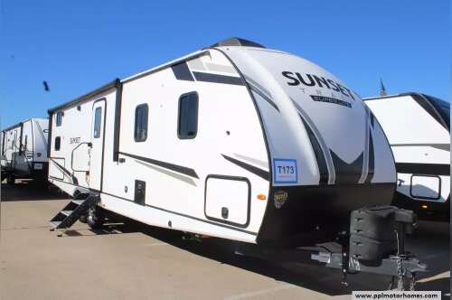 2022 Crossroads Sunset Trail Super Lite 299QB ST299QB in cleburne TX