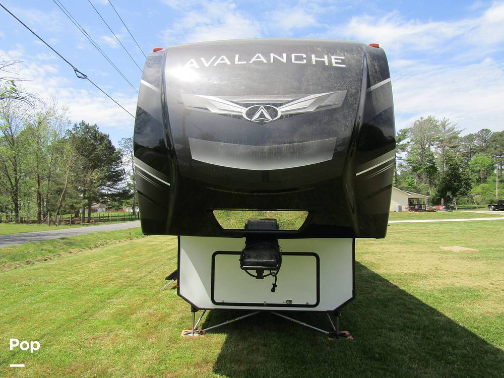 2021 Keystone Avalanche 395BH in lafayette GA