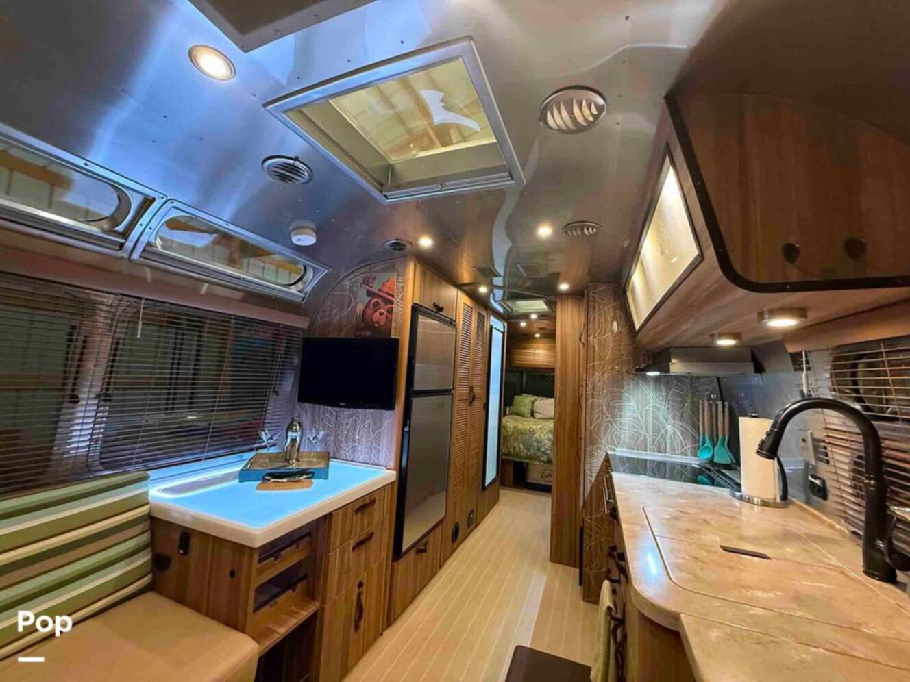 A photo of this 2017 Airstream Tommy Bahama 27FB Special Edition