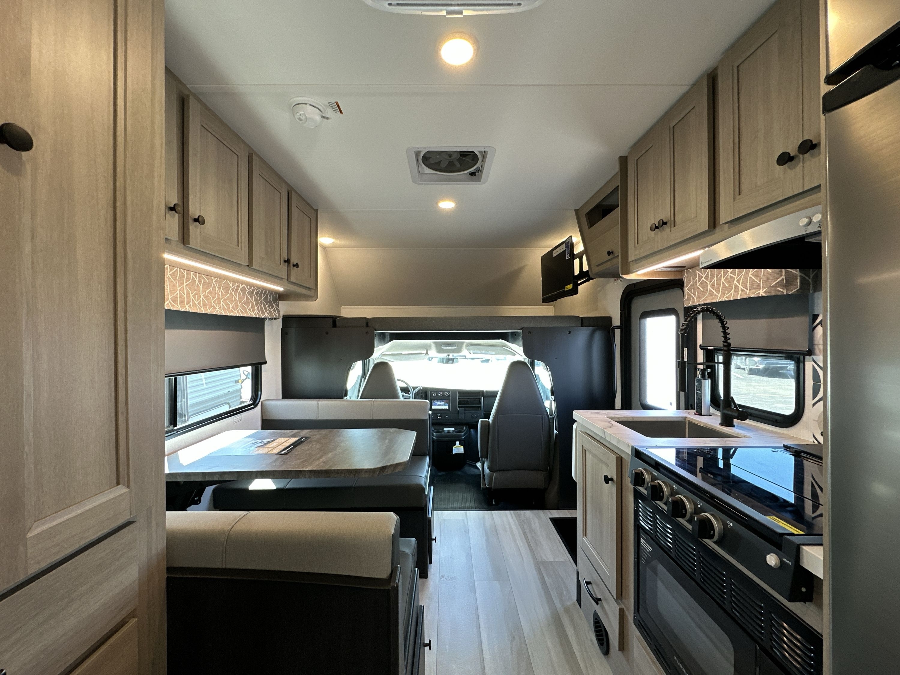 2026 Forest River SUNSEEKER LE 2250SC 2250LE in bowling green KY