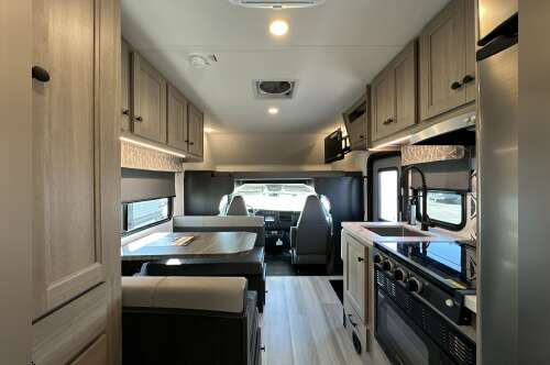 2026 Forest River SUNSEEKER LE 2250SC 2250LE in bowling green KY