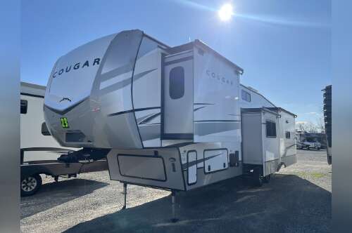 2023 Keystone COUGAR 368MBI in findlay OH