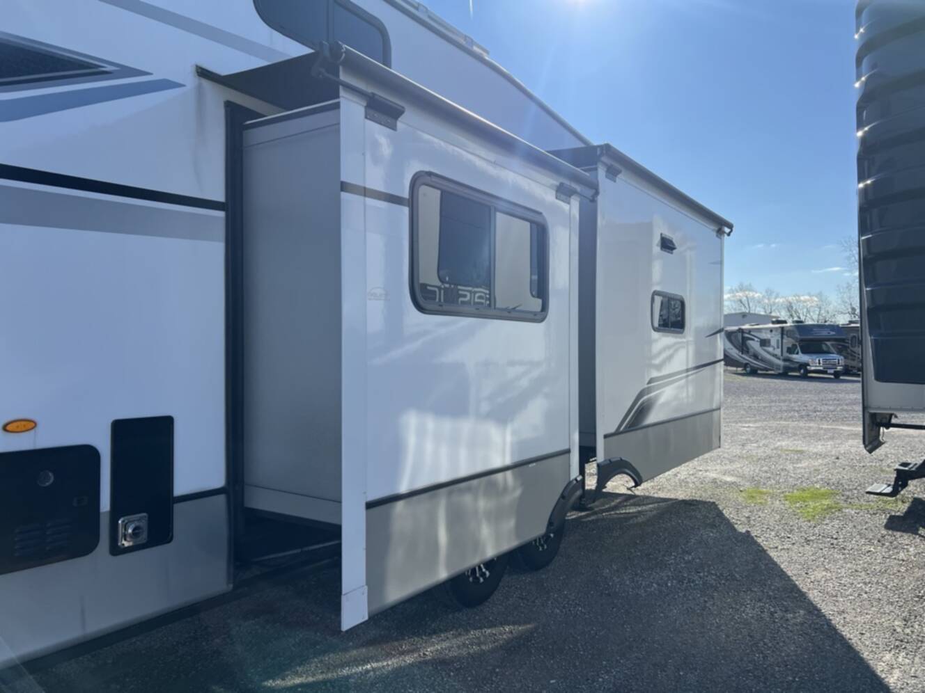 A photo of this 2023 Keystone COUGAR 368MBI