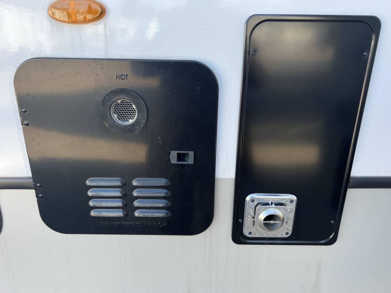 A photo of this 2023 Keystone COUGAR 368MBI