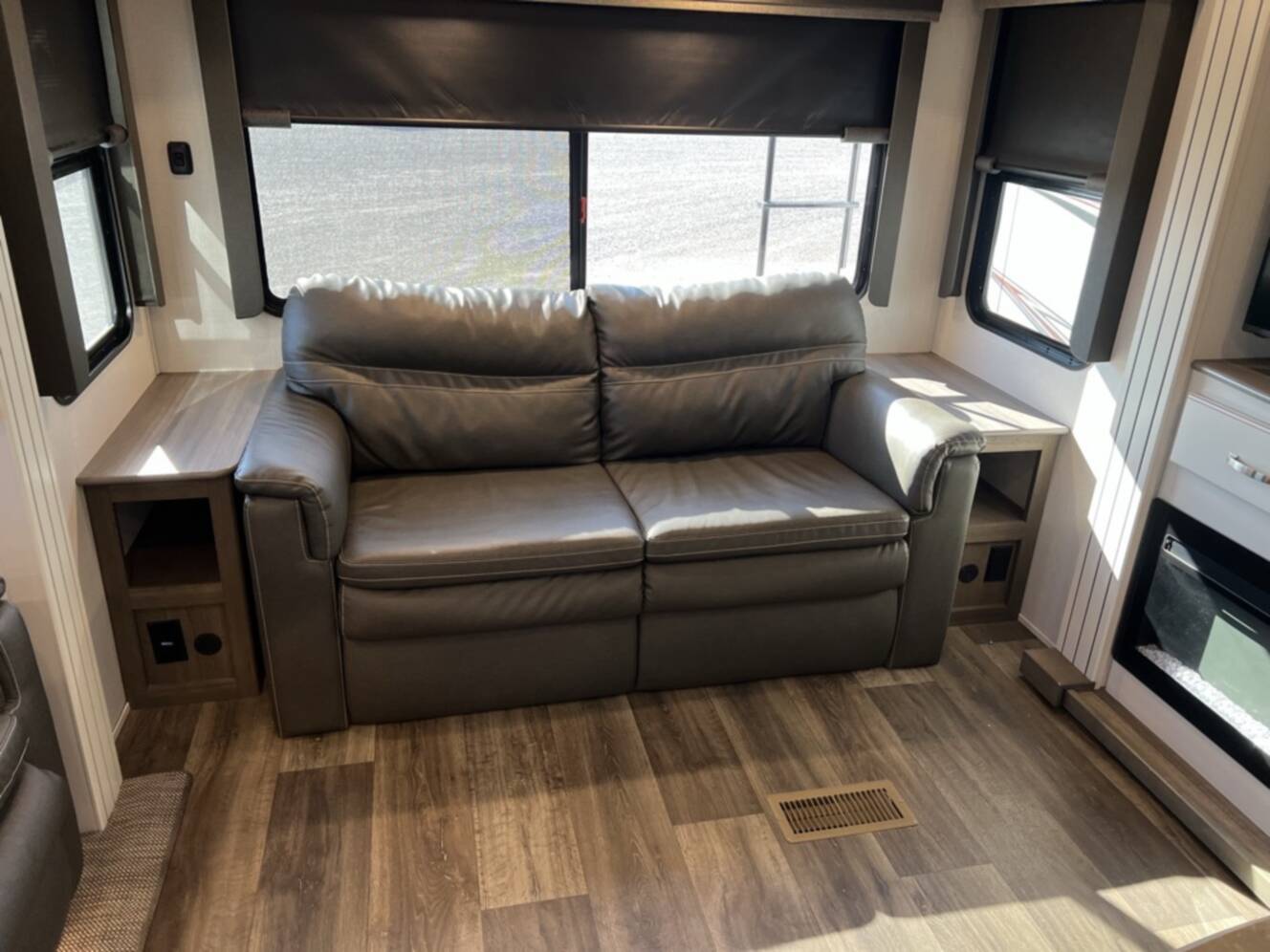 A photo of this 2023 Keystone COUGAR 368MBI