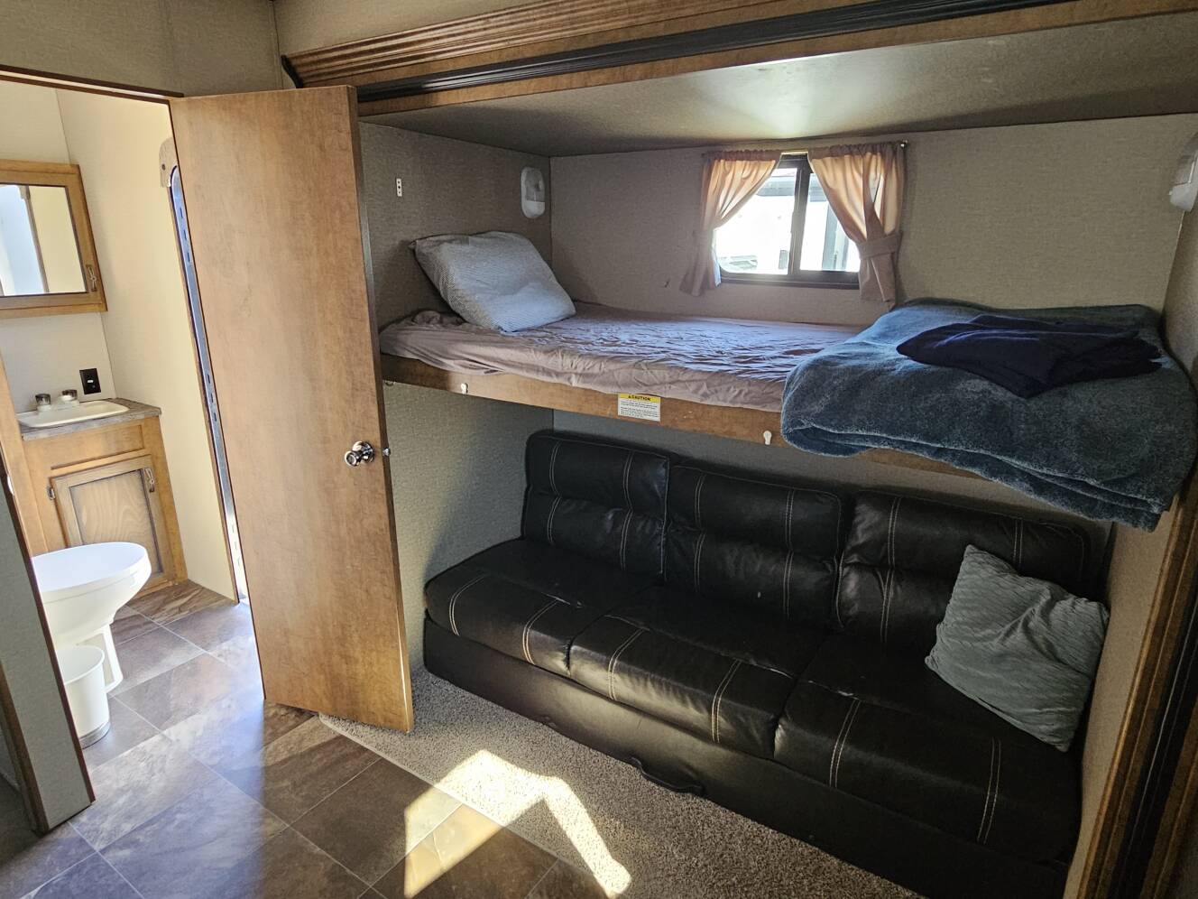 A photo of this 2016 Crossroads Rezerve Fifth Wheel RFZ36DB