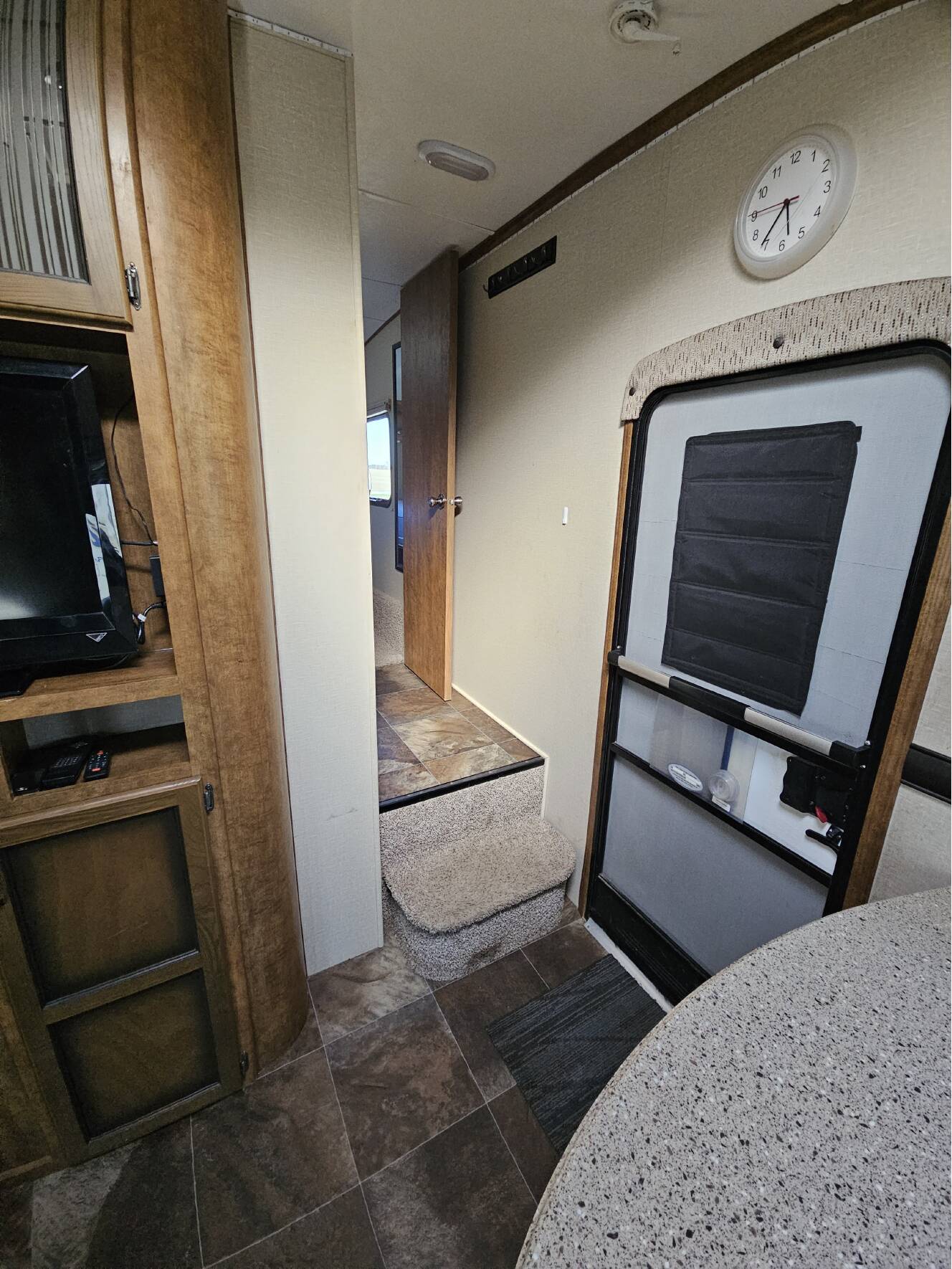 A photo of this 2016 Crossroads Rezerve Fifth Wheel RFZ36DB