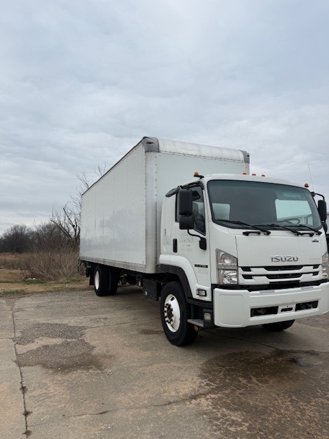 2018 ISUZU Ftr in Elkins, AR