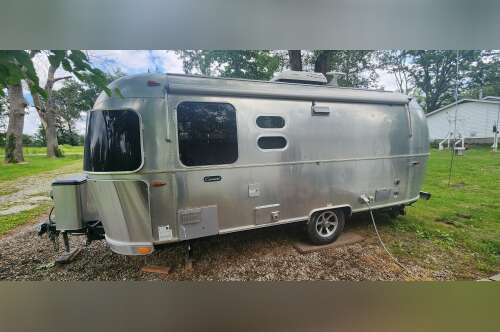 2020 Airstream CARAVEL 22FB in hallsville MO