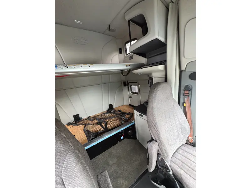 2019 PETERBILT 579
