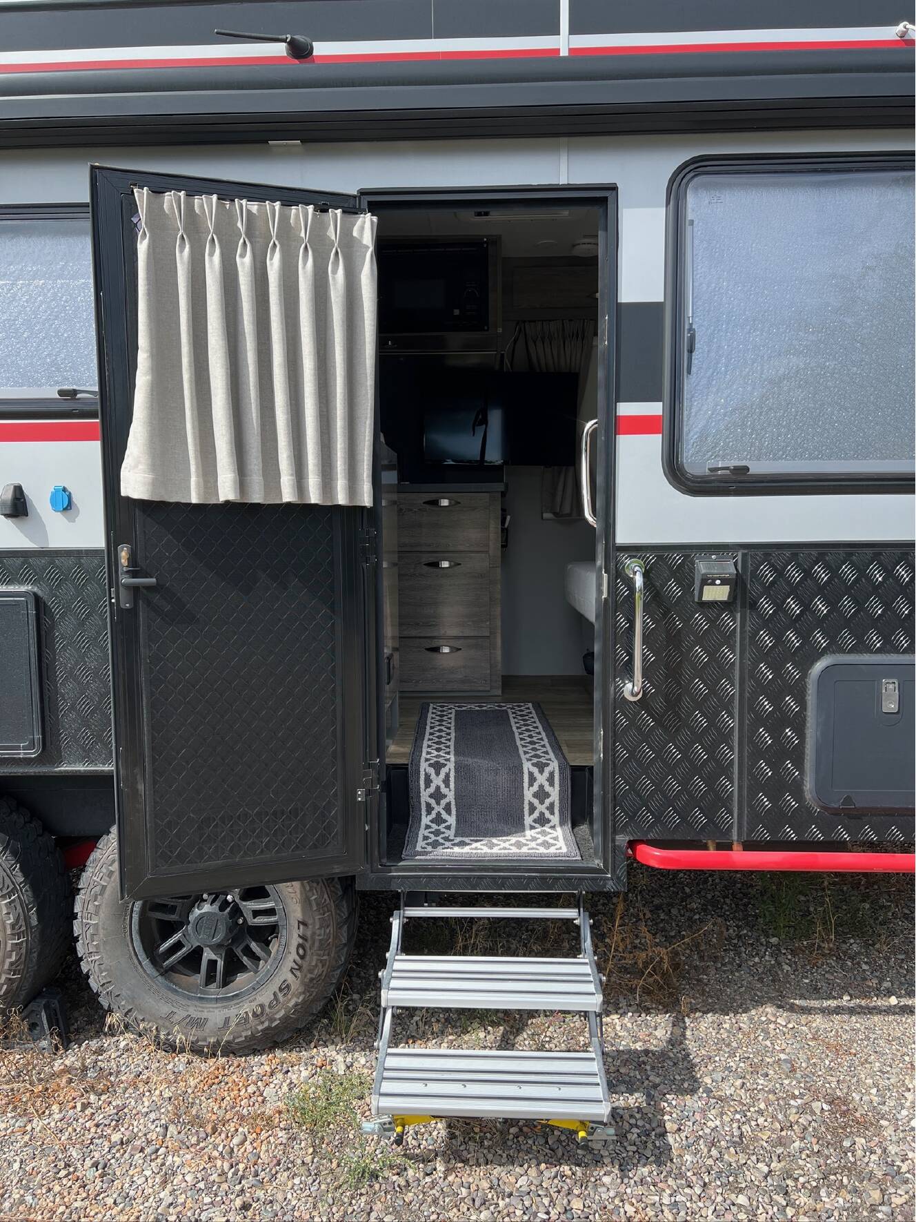 A photo of this 2021 Black Series HQ19 T