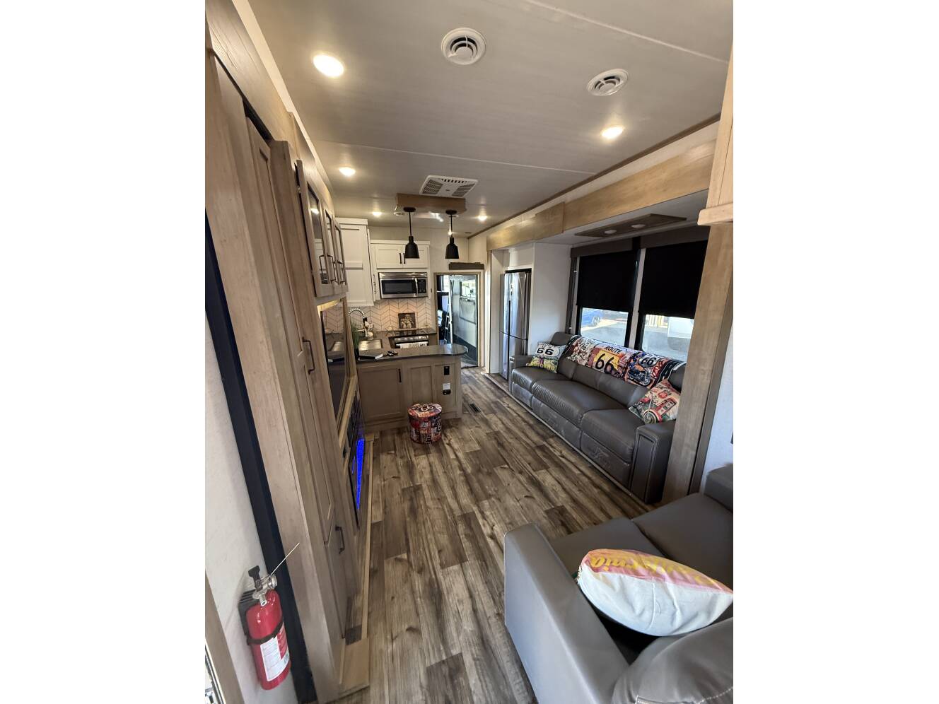 A photo of this 2022 Keystone RAPTOR 423