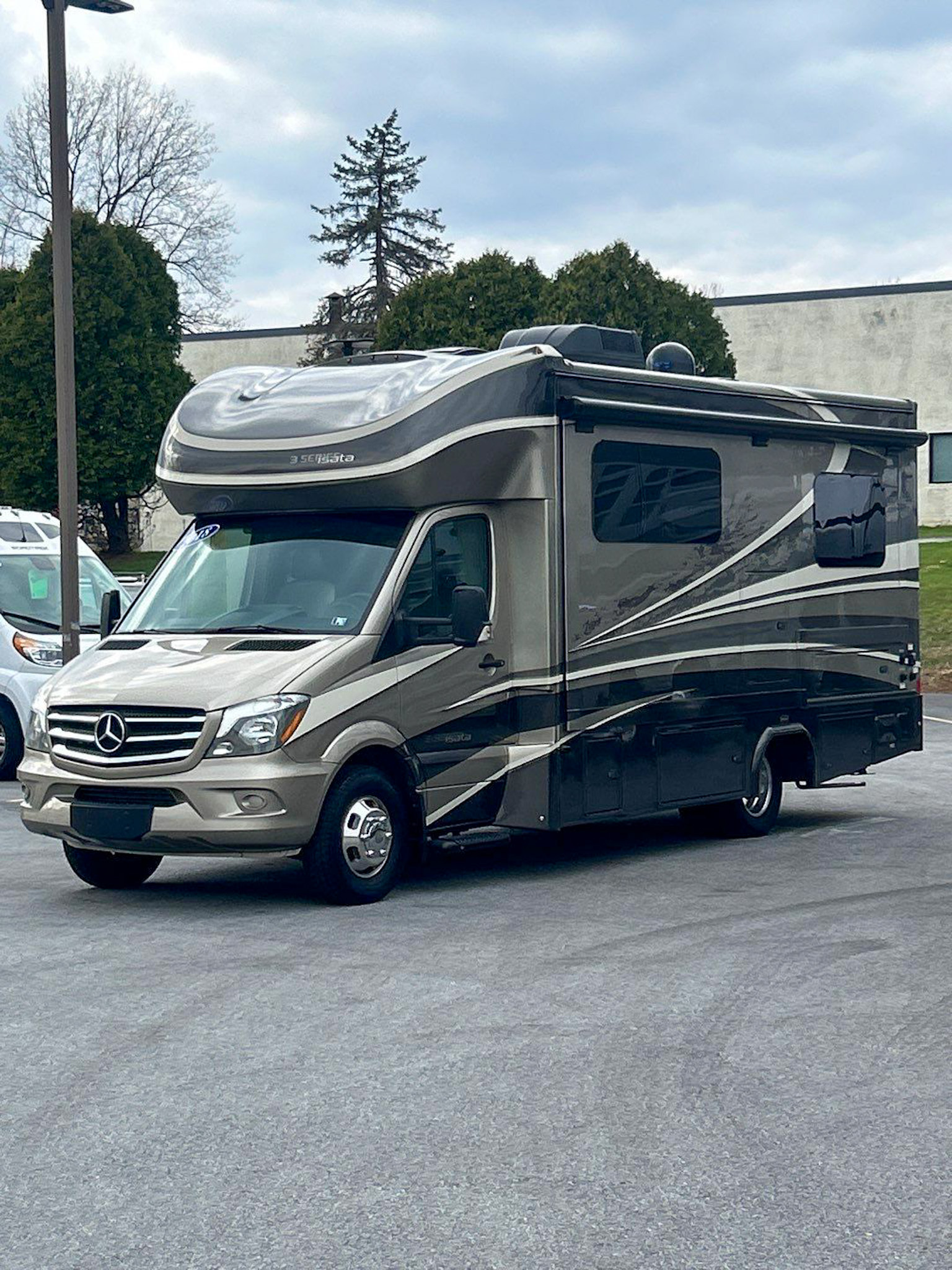 2018 Dynamax Corp ISATA 24FWM in exton PA