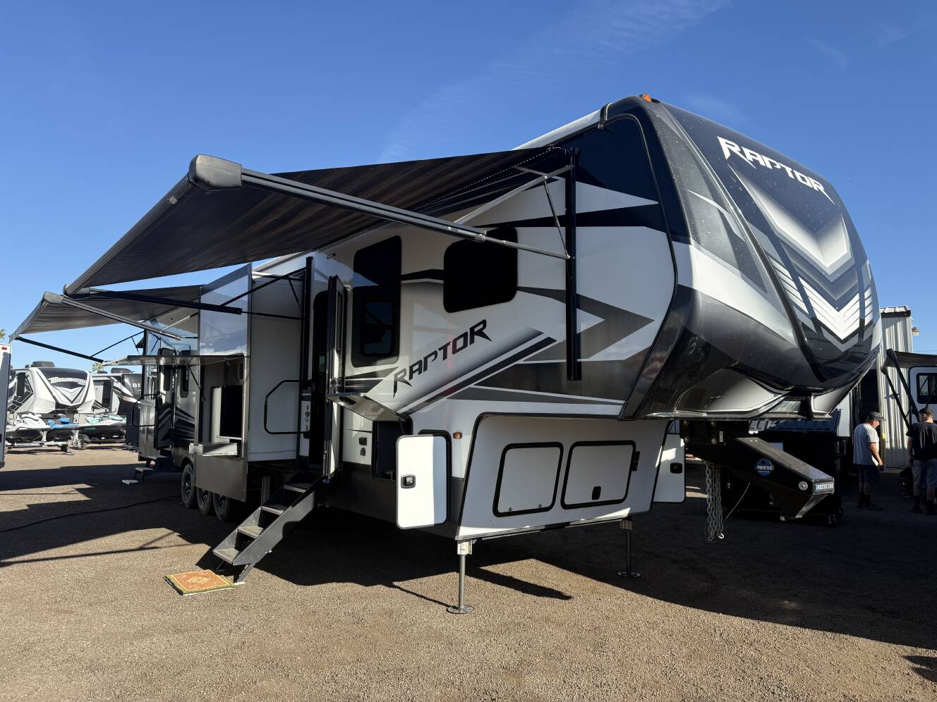 A photo of this 2022 Keystone RAPTOR 423