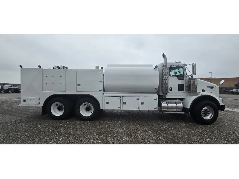 2004 KENWORTH CONSTRUCTION