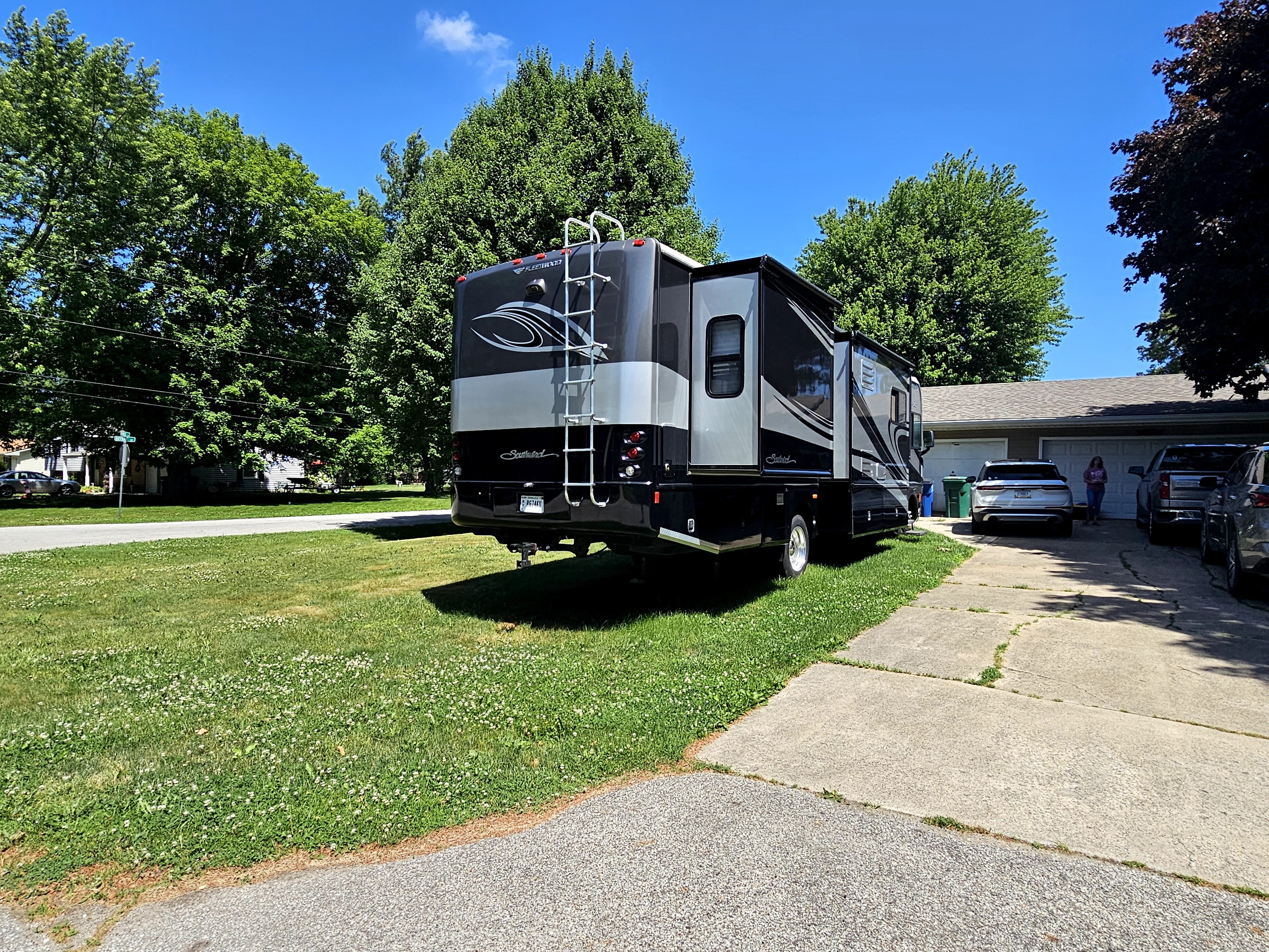 2008 Fleetwood SOUTHWIND 37C in laporte IN