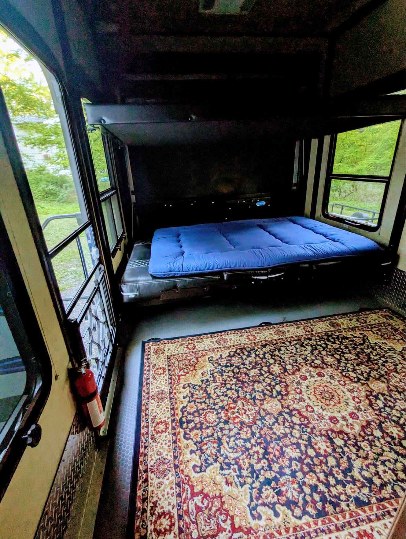 A photo of this 2015 Keystone FUZION 371