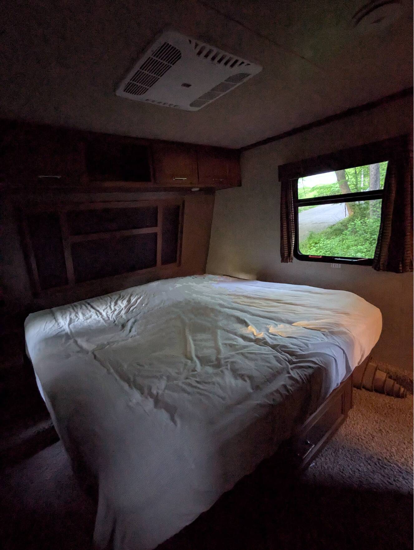 A photo of this 2015 Keystone FUZION 371
