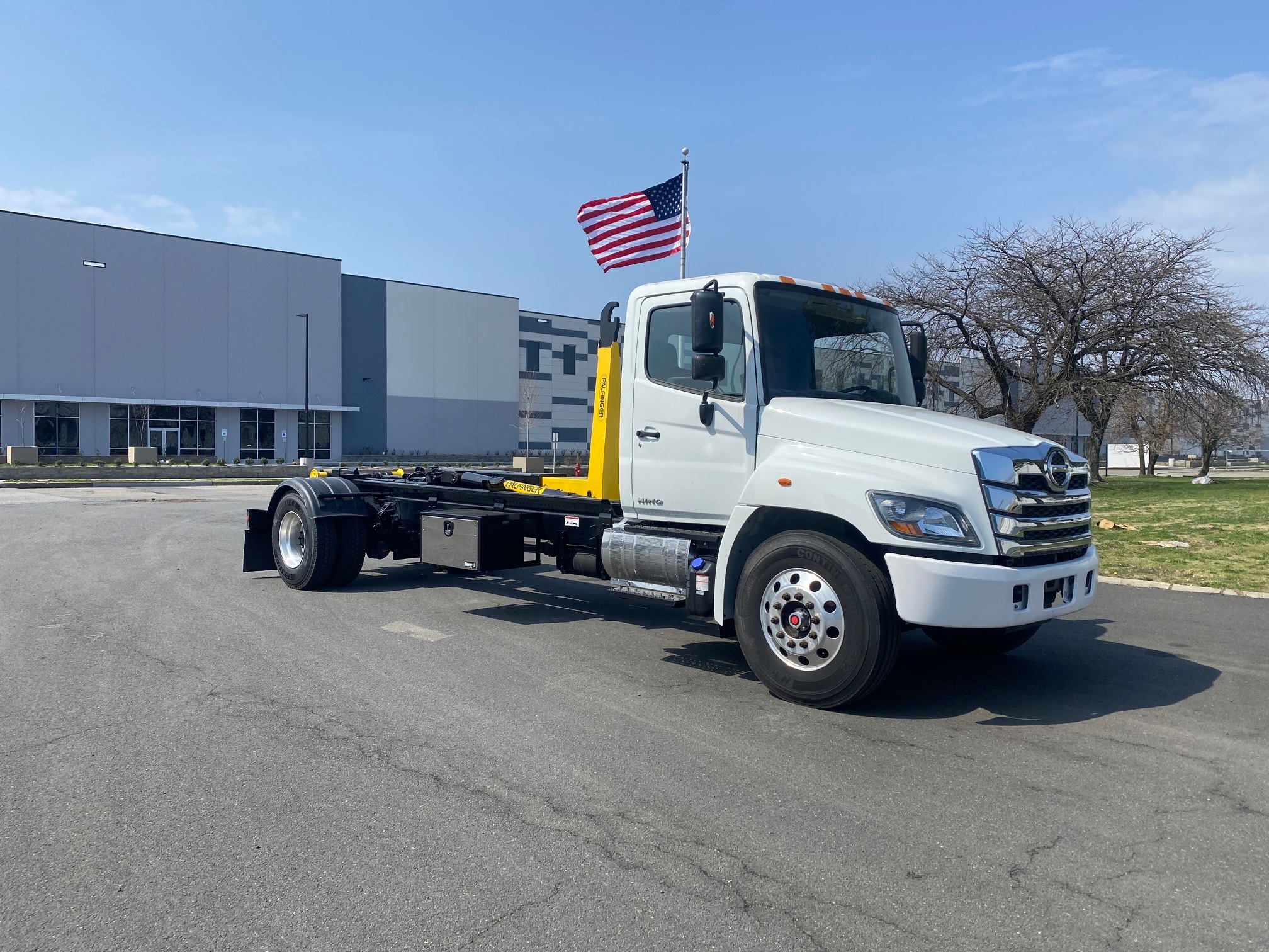 2020 HINO 268 in Rahway, NJ