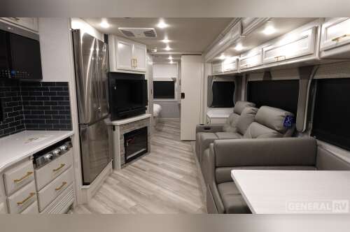 2026 Fleetwood BOUNDER 33C in west chester PA