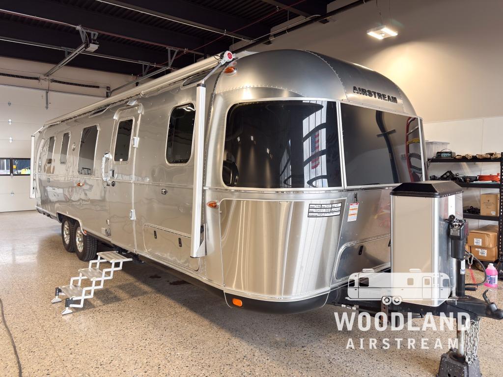 2021 Airstream Classic 33FB Twin in clarkston MI