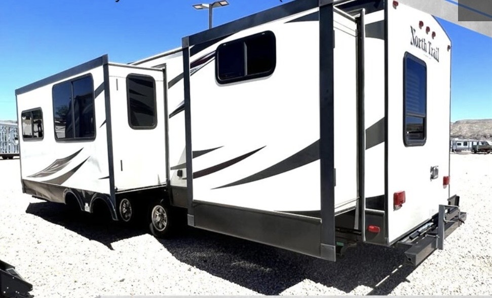 2015 Heartland NORTH TRAIL 33BKSS in north myrtle beach SC