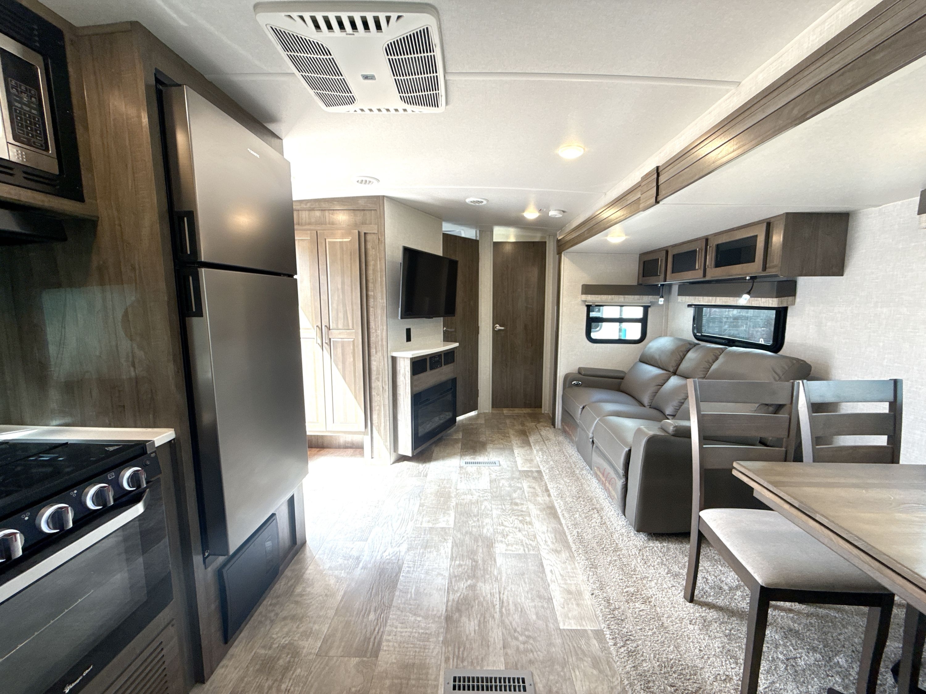 2022 Forest River FLAGSTAFF SUPER LITE 26FKBS in wauconda IL