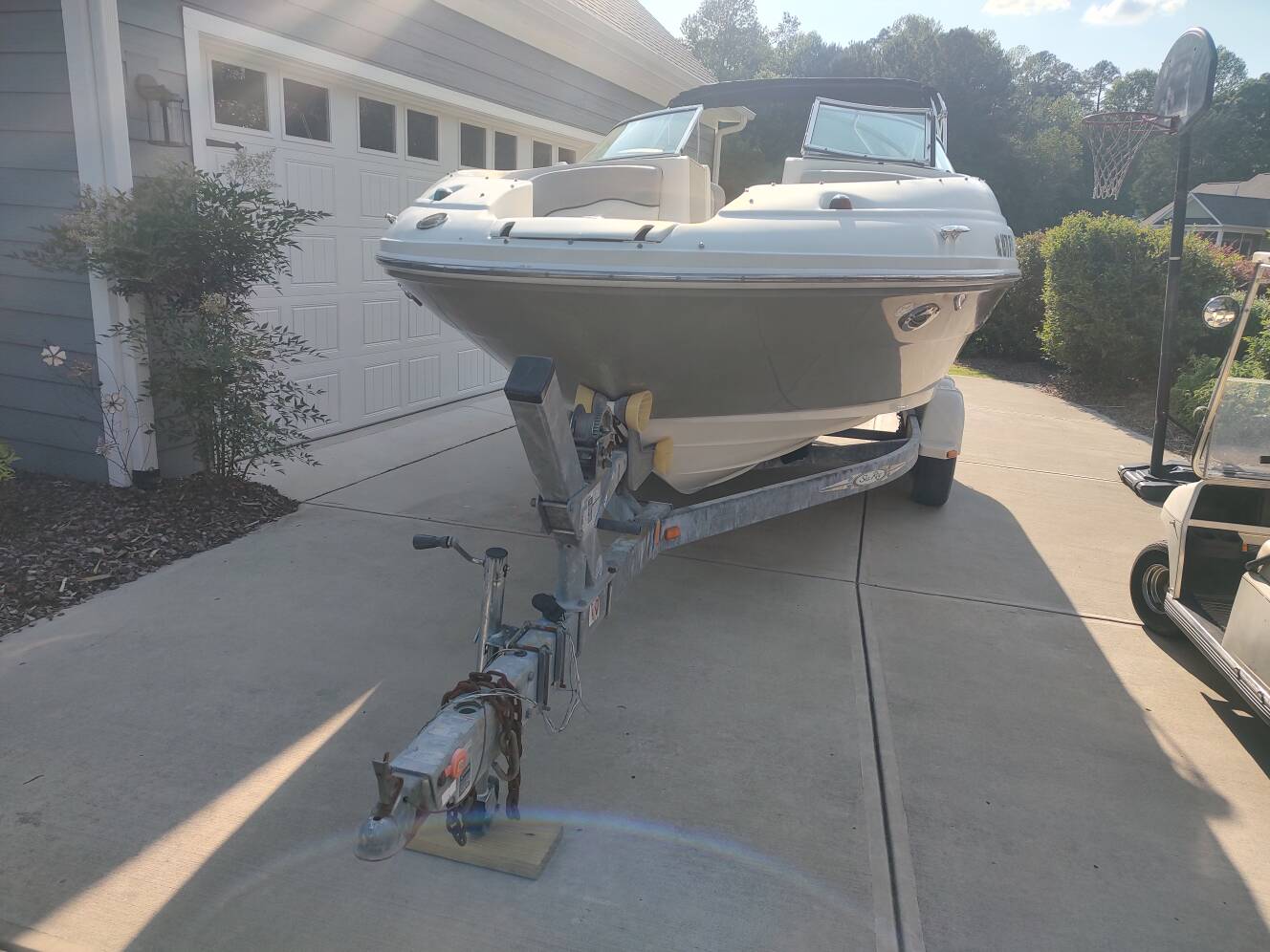 A photo of this 2007 Sea Ray 220 Sundeck