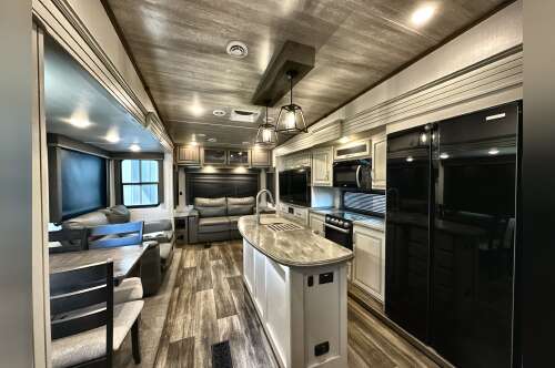 2023 Keystone COUGAR 355FBS in houghton lake MI