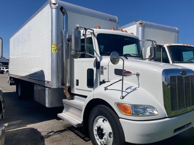 2018 PETERBILT 337 in Pilesgrove, NJ