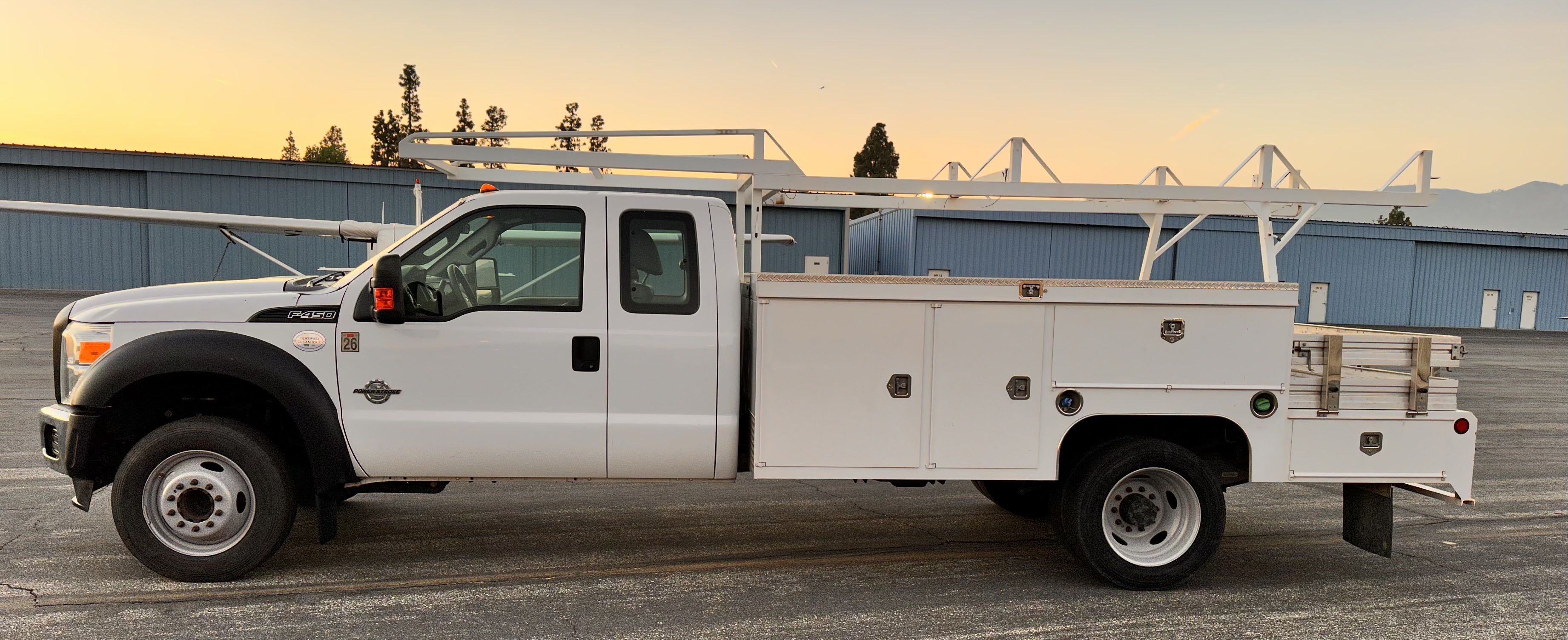 2016 FORD F450 XL XL in Burbank, CA
