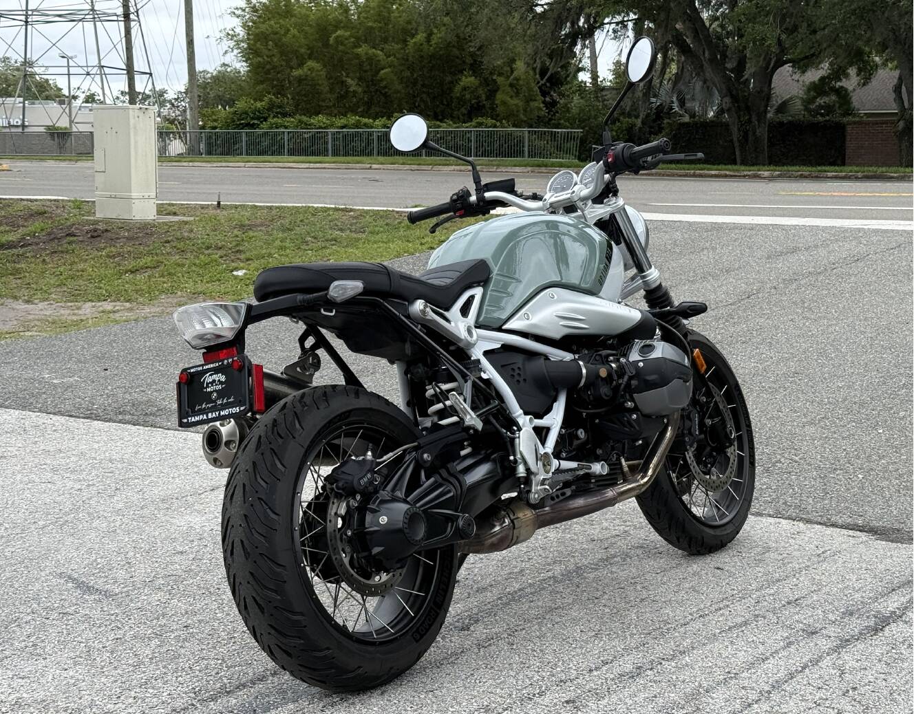 A photo of this 2023 BMW R NINET SCRAMBLER