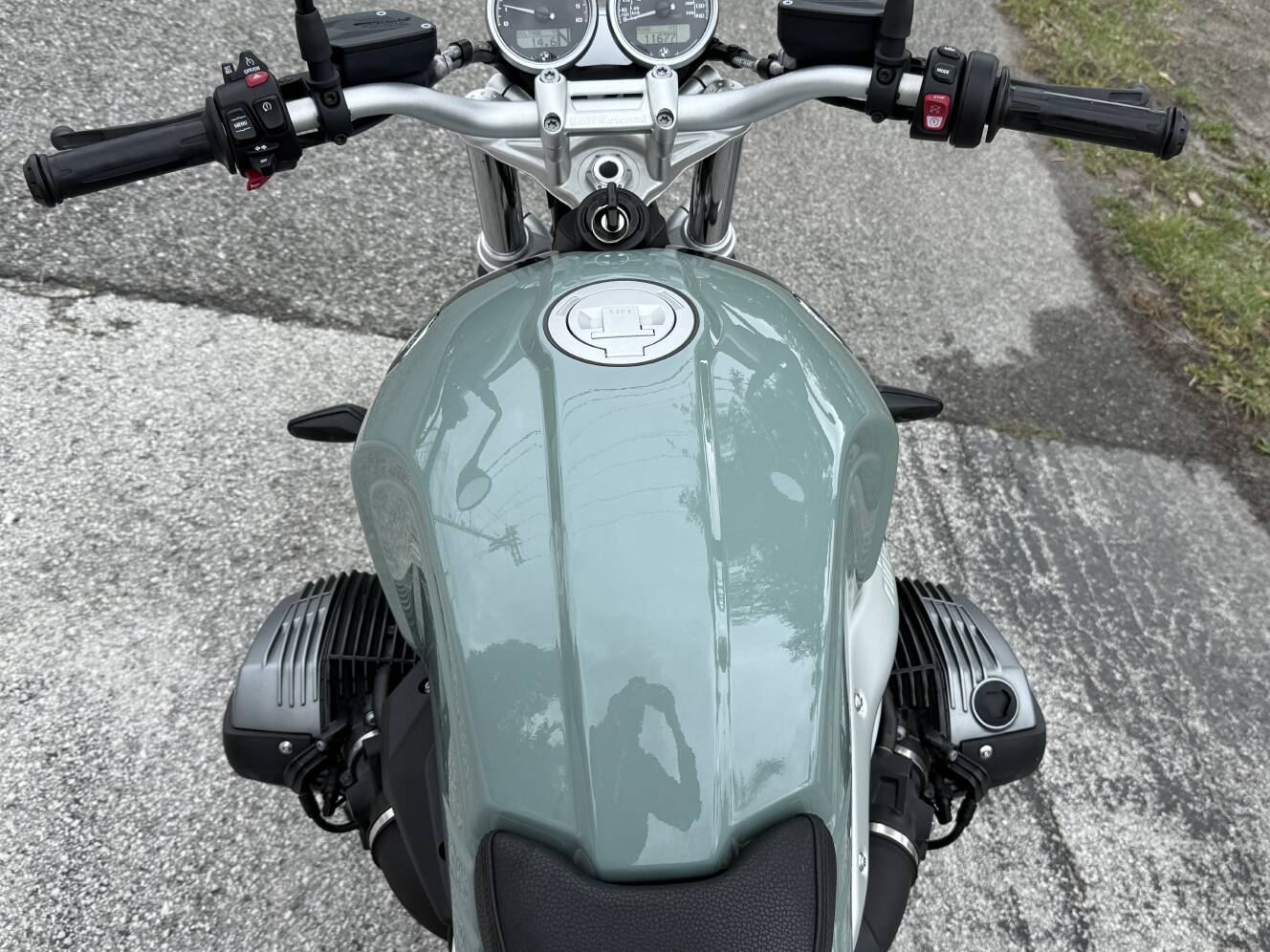 A photo of this 2023 BMW R NINET SCRAMBLER