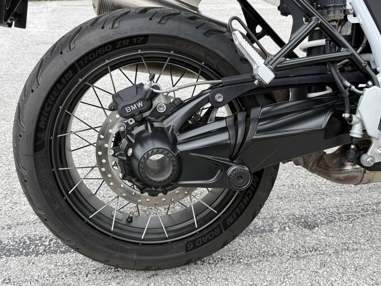 A photo of this 2023 BMW R NINET SCRAMBLER
