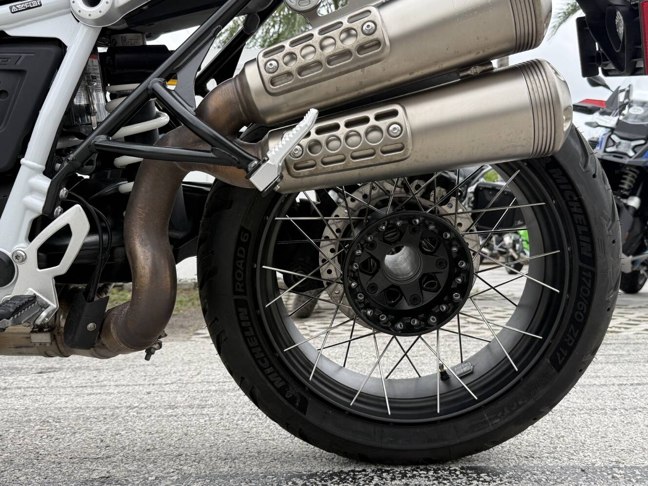 A photo of this 2023 BMW R NINET SCRAMBLER