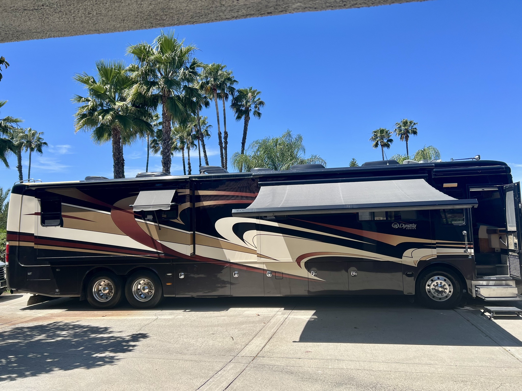 2009 Monaco DYNASTY 45 YORKSHIRE IV in temecula CA