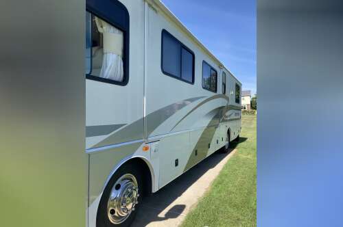 2003 Fleetwood EXPEDITION 36T in russell KY