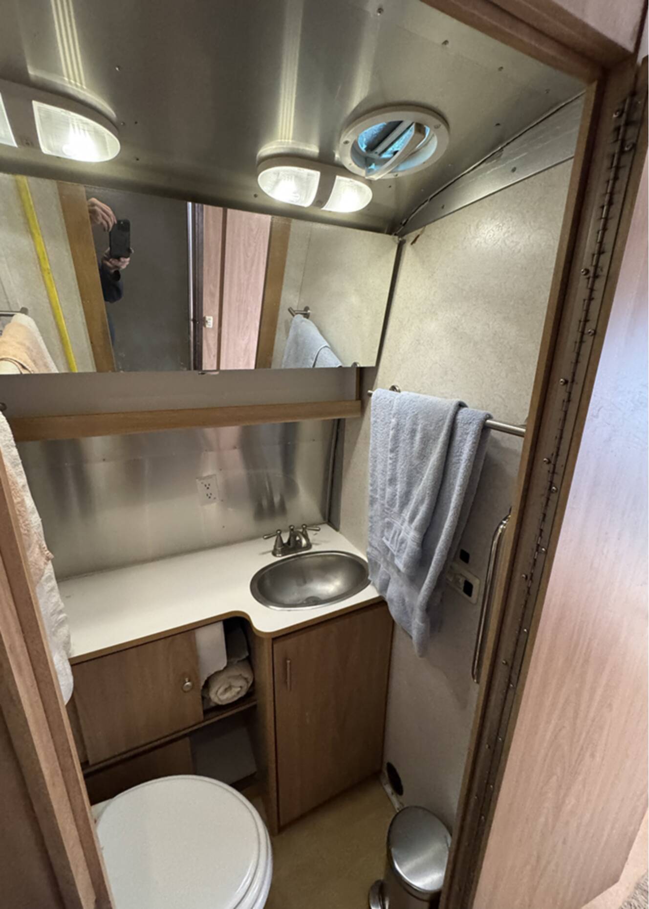 A photo of this 2007 Airstream SAFARI 28