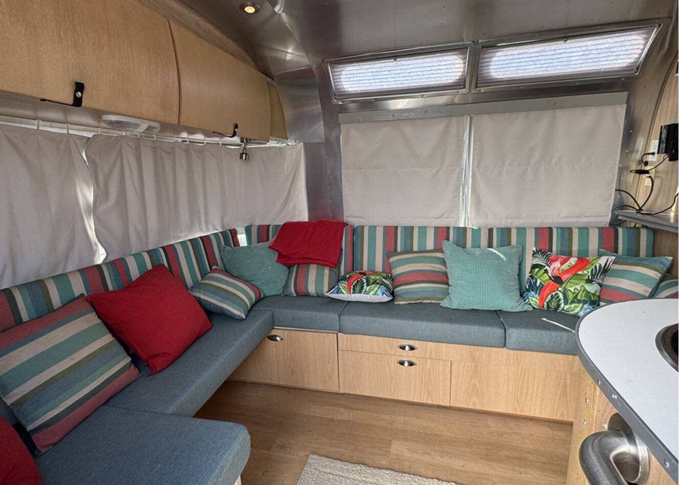 A photo of this 2007 Airstream SAFARI 28