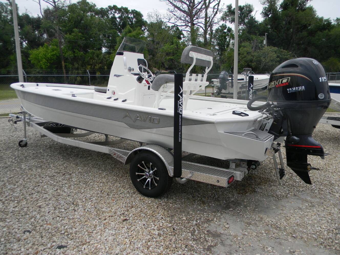 A photo of this 2026 Avid Boats 21FST